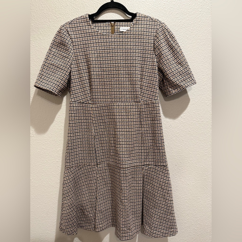 Calvin Klein Beige and Black Houndstooth Short Sleeve Dress